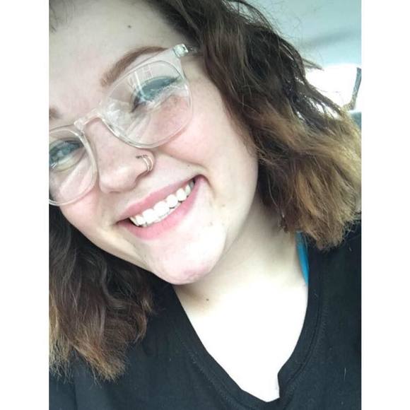 Meet your Posher, Mollie - Picture 1 of 1